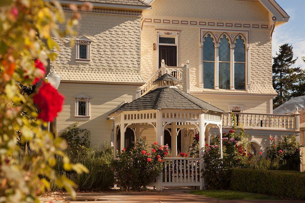 Victorian Mansion Bed And Breakfast Inn Los Alamos Exterior photo